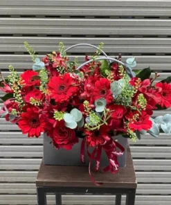 Giỏ hoa sinh nhật hồng đỏ tặng người yêu