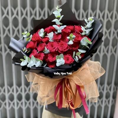 Tìm hiểu các mẫu hoa tặng Valentine ý nghĩa Hoa-tang-valetine-2-400x400