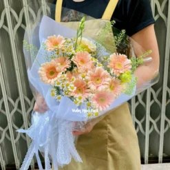 Bó Hoa Tươi Blissful Bouquet