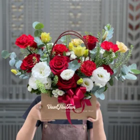 Giỏ Hoa Chúc Mừng Happy Stip