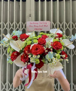 Giỏ Hoa Hồng Đỏ Môn Trắng GardenFuture