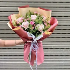 bó hoa hồng kem chướng giấy hồng đỏ