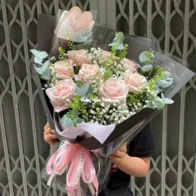 Bó Hoa Hẹn Hò Hồng Kem Say Đắm