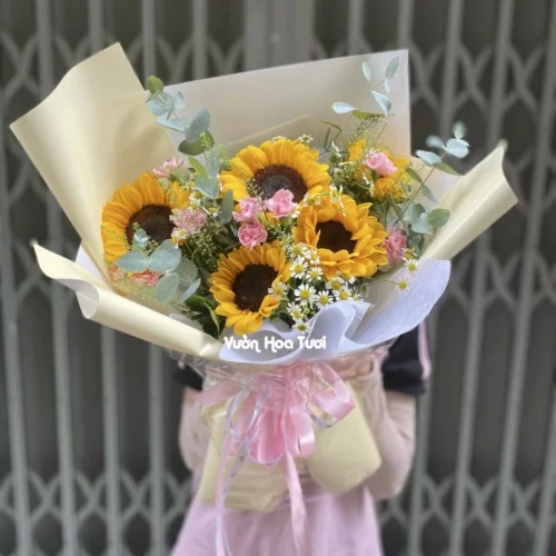 8 Loại Hoa Tươi Thường Được Tặng Vào Dịp Sinh Nhật hoa tươi sinh nhật bằng hướng dương