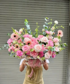 Phiên bản Giỏ Hoa Chúc Mừng Ngập Tràn Hạnh Phúc