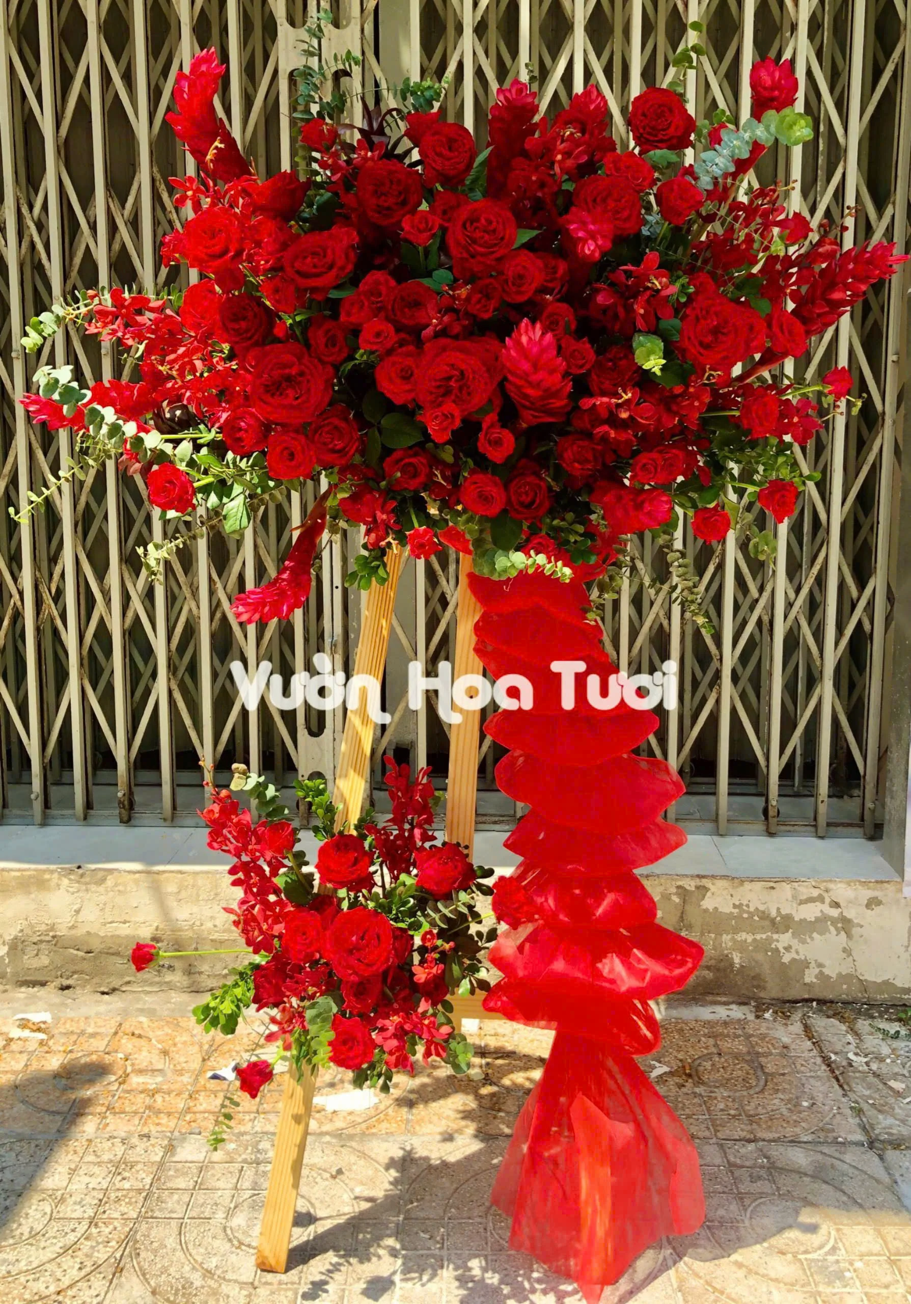 Kệ Hoa Sinh Nhật