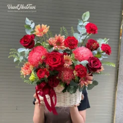 Giỏ Hoa Sinh Nhật Cúc Mẫu Đơn Đỏ Kiêu Sa