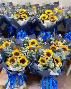 Bo Hoa Su Kien Huong Duong Cep Blue1