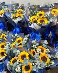 Bo Hoa Su Kien Huong Duong Cep Blue4