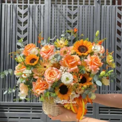 Giỏ Hoa Hướng Dương Trầm Ấm Sang Trọng Tặng Khai Trương