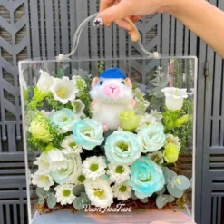 Hộp Hoa Tươi Mica Chú Chuột Xinh