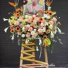 Kệ Hoa Sang Trọng Tặng KOC