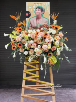 Kệ Hoa Sang Trọng Tặng KOC