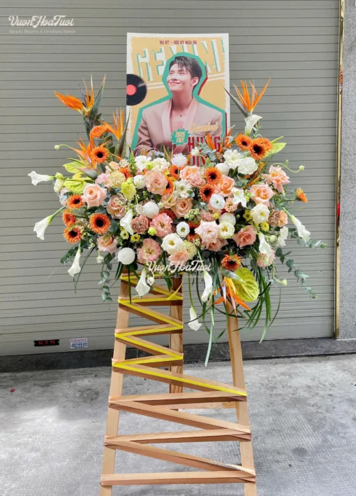 Kệ Hoa Sang Trọng Tặng KOC
