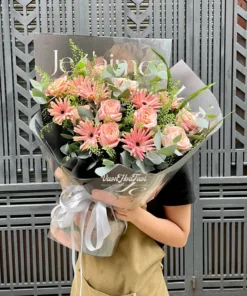 bó hoa Serenade Star Gửi Tình Yêu Vẹn Tròn