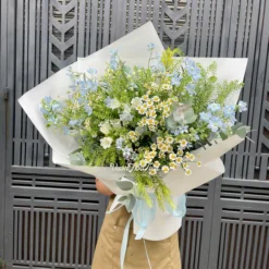 bó hoa sinh nhật Blue Sunshine tặng cho bạn gái