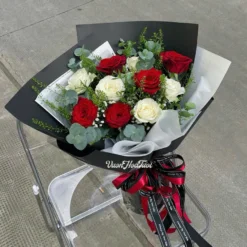 Bó Hoa Hồng Đỏ Red White Only Love