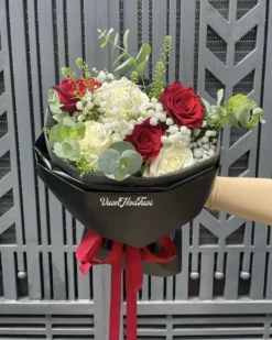 Bó Hoa Hồng Đỏ RedRose White Loving