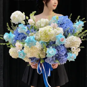 Giỏ hoa sinh nhật Spirit Hydra hoa tú cầu xanh phối hồng cao cấp Vườn Hoa Tươi