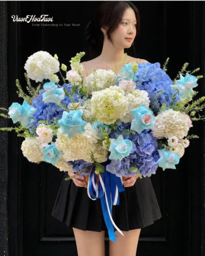 Giỏ hoa sinh nhật Spirit Hydra hoa tú cầu xanh phối hồng cao cấp Vườn Hoa Tươi