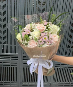 bó hoa mộc mạc yêu thương