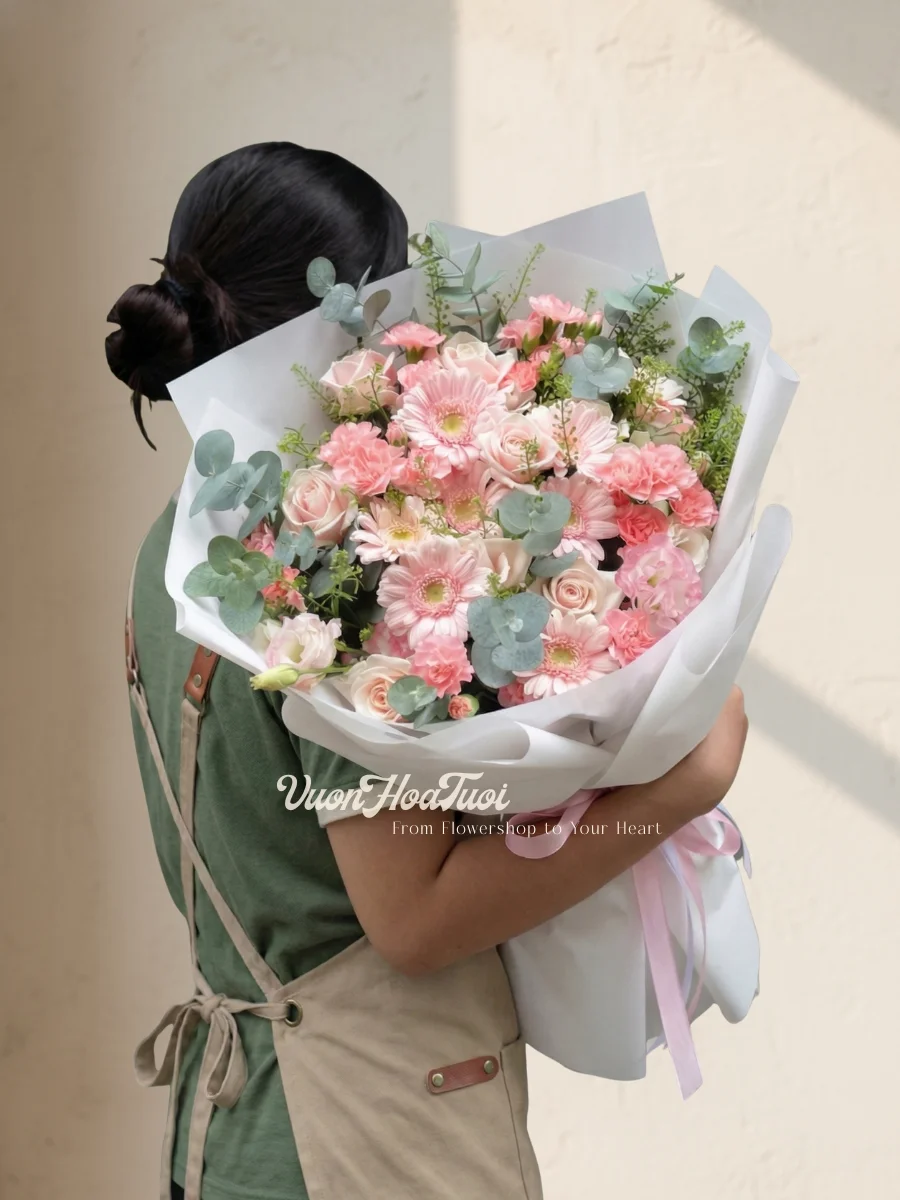 Bó Hoa Hồng Kem Dâu Vintage Wishing Vintage Wishing Giấy Trắng