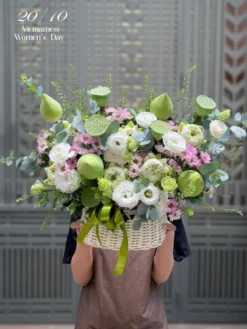 Giỏ Hoa 20 Tháng 10 Lotus Fami Purple