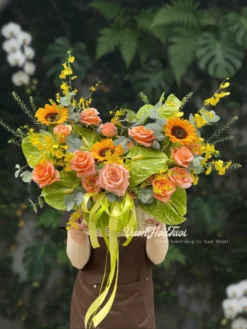 Giỏ Hoa Shimmer Sunny Gửi Yêu Thương Dịu Dàng