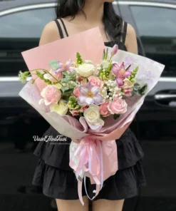 Mẫu bó hoa tulip hồng tặng sinh nhật bạn gái tinh tế và sang trọng