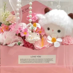 Combo 2026 Valentine Ngọt Ngào Giftset Bao Thư Hoa Sáp và Cừu Bông Cao Cấp Hop Hoa Sap Cuu 3 png