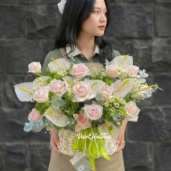 Giỏ Hoa Dịu Dàng Xanh Tươi Gửi Yêu Thương