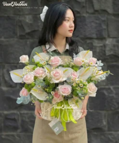 Giỏ Hoa Dịu Dàng Xanh Tươi Gửi Yêu Thương