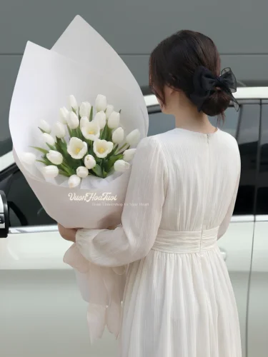 Bó Hoa Tulip White July