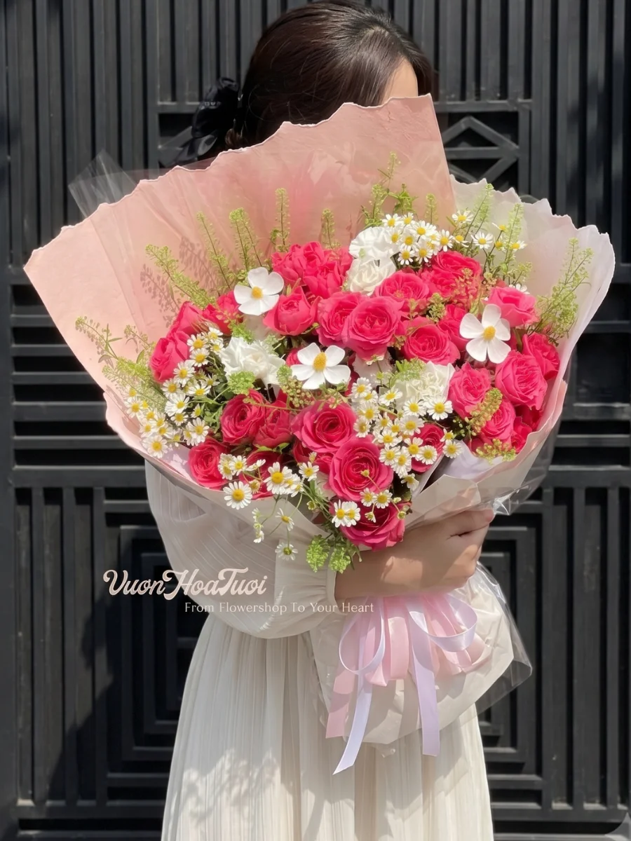 Sophia Romatic White Bó Hoa Hồng Sophia Romatic White Thiết Kế Tại Vườn Hoa Tươi