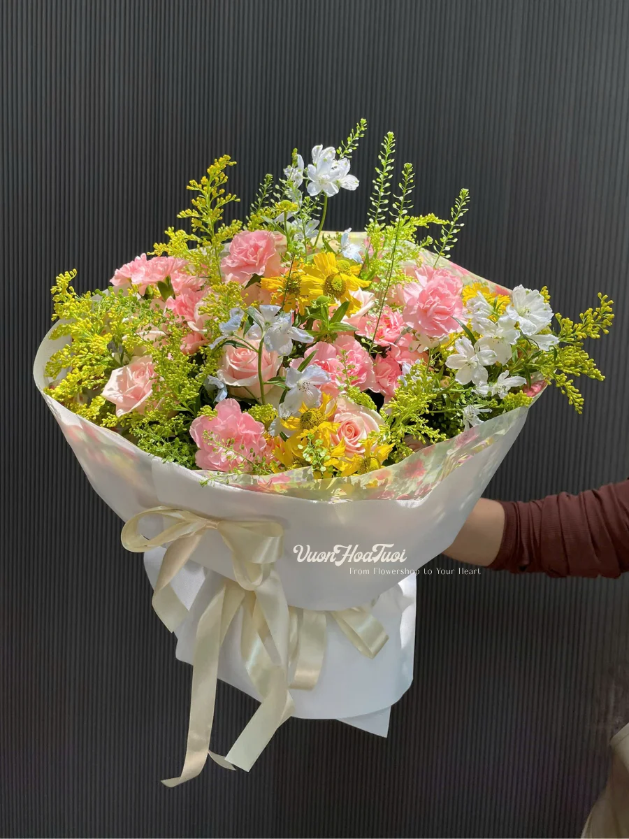 Bó hoa Garden Morning Glow Pink tone hồng sang trọng tại Vườn Hoa Tươi tặng sinh nhật kỷ niệm.
