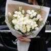 Ngọt ngào bó hoa Tulip White Sweetie gồm 10 bông tulip và hồng trắng tinh khôi tặng sinh nhật người yêu. Giao nhanh tận nơi HCM bởi Vườn Hoa Tươi. Đặt ngay!