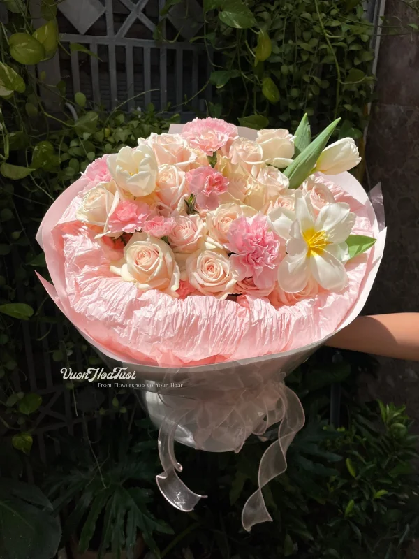 Bó hoa tươi Pink Rose Tulip Sunrise lãng mạn dành tặng người yêu thiết kế bởi Vườn Hoa Tươi