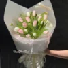 Bó hoa Tulip Pink White Cloudy màu hồng trắng lãng mạn tặng người yêu tại shop Vườn Hoa Tươi.