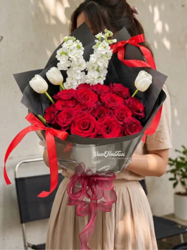Red Rose Tulip White Zlay 2