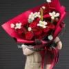 Đắm say cùng bó hoa tulip Dolce Vita phối hồng đỏ rực rỡ cho ngày hẹn hò thêm nồng cháy. Hoa tươi thiết kế độc quyền từ Vườn Hoa Tươi, giao nhanh TP.HCM. Đặt ngay!